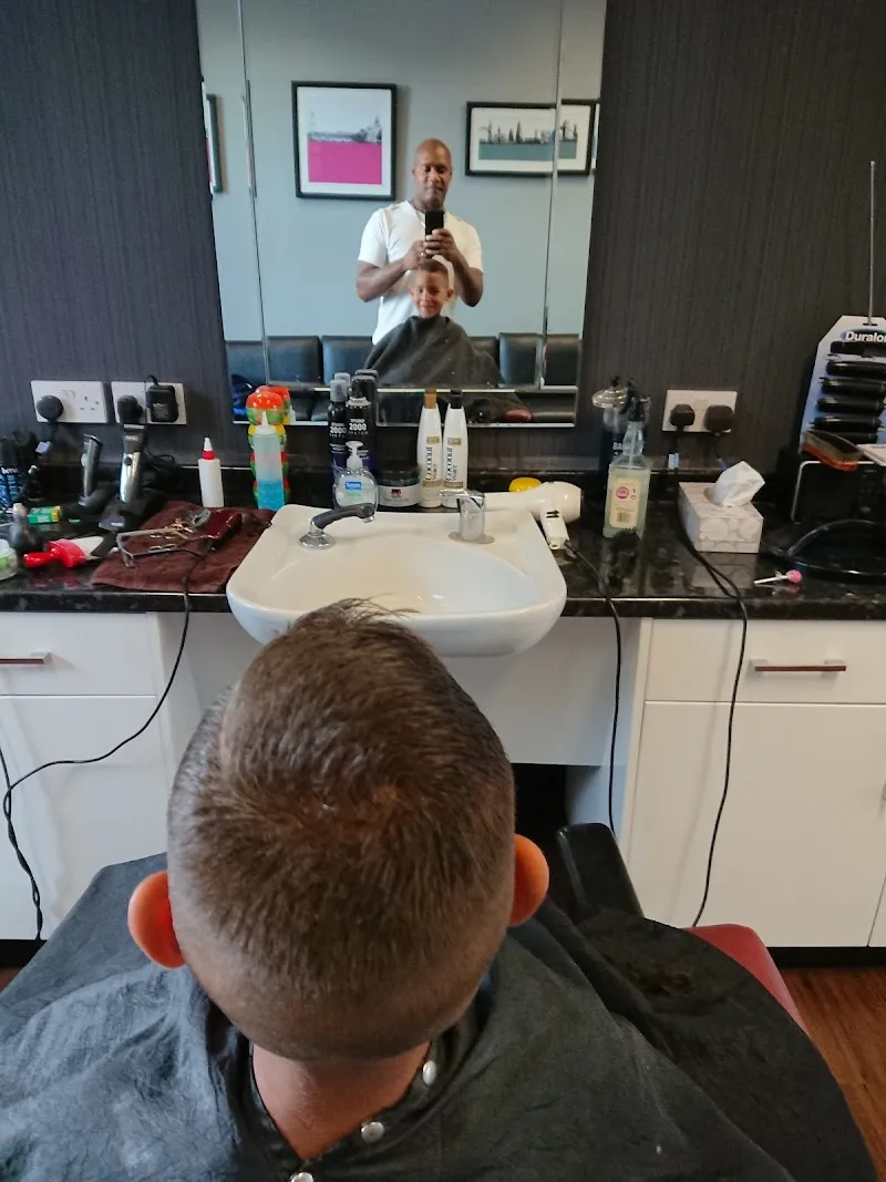 Michaels Professional Hairdressing