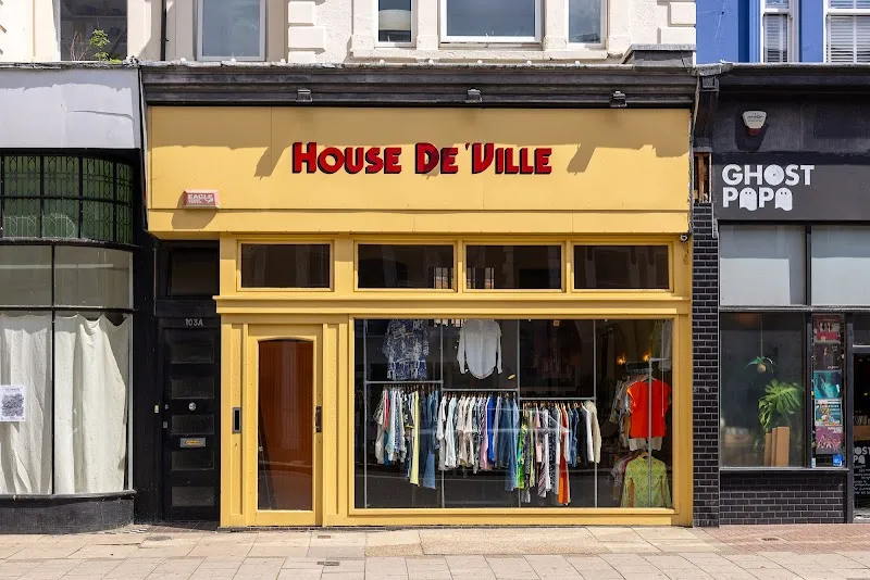 House De'Ville